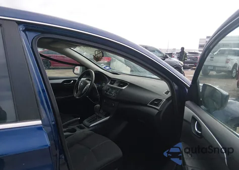2017 Nissan Sentra S z USA, uszkodzony, nr VIN 3N1AB7AP4HY241681